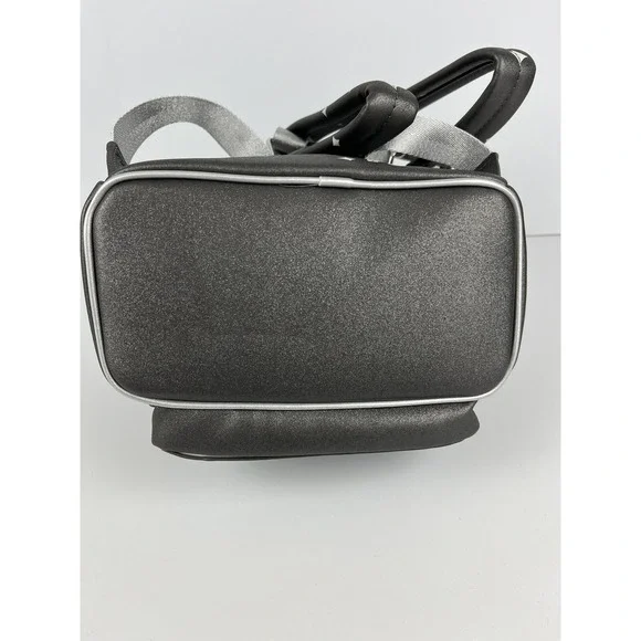 NWT DISNEY WORLD PARKS LOUNGEFLY BACKPACK MANDALORIAN GROGU STARWARS GLOW A60 - Picture 9 of 9